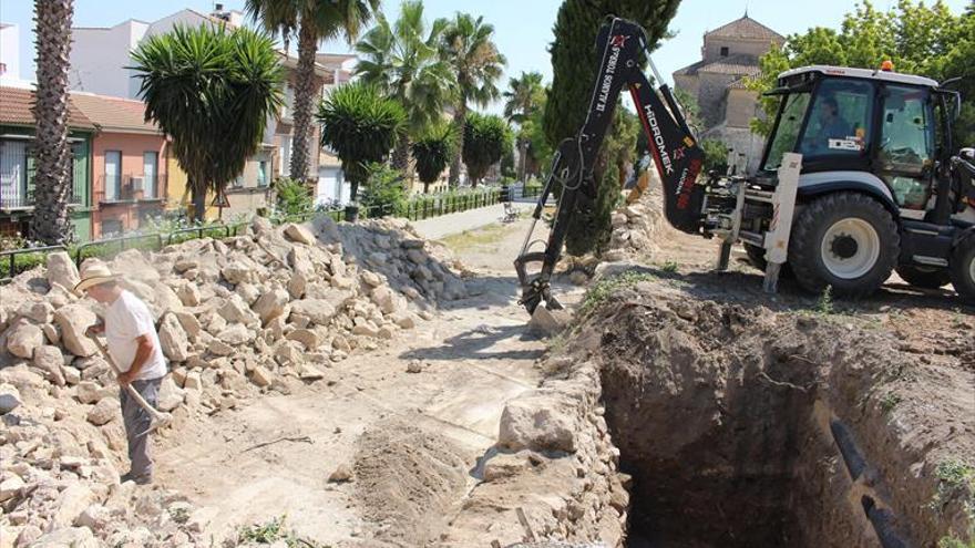 El Ayuntamiento urge al arreglo de la antigua carretera de Puente Genil