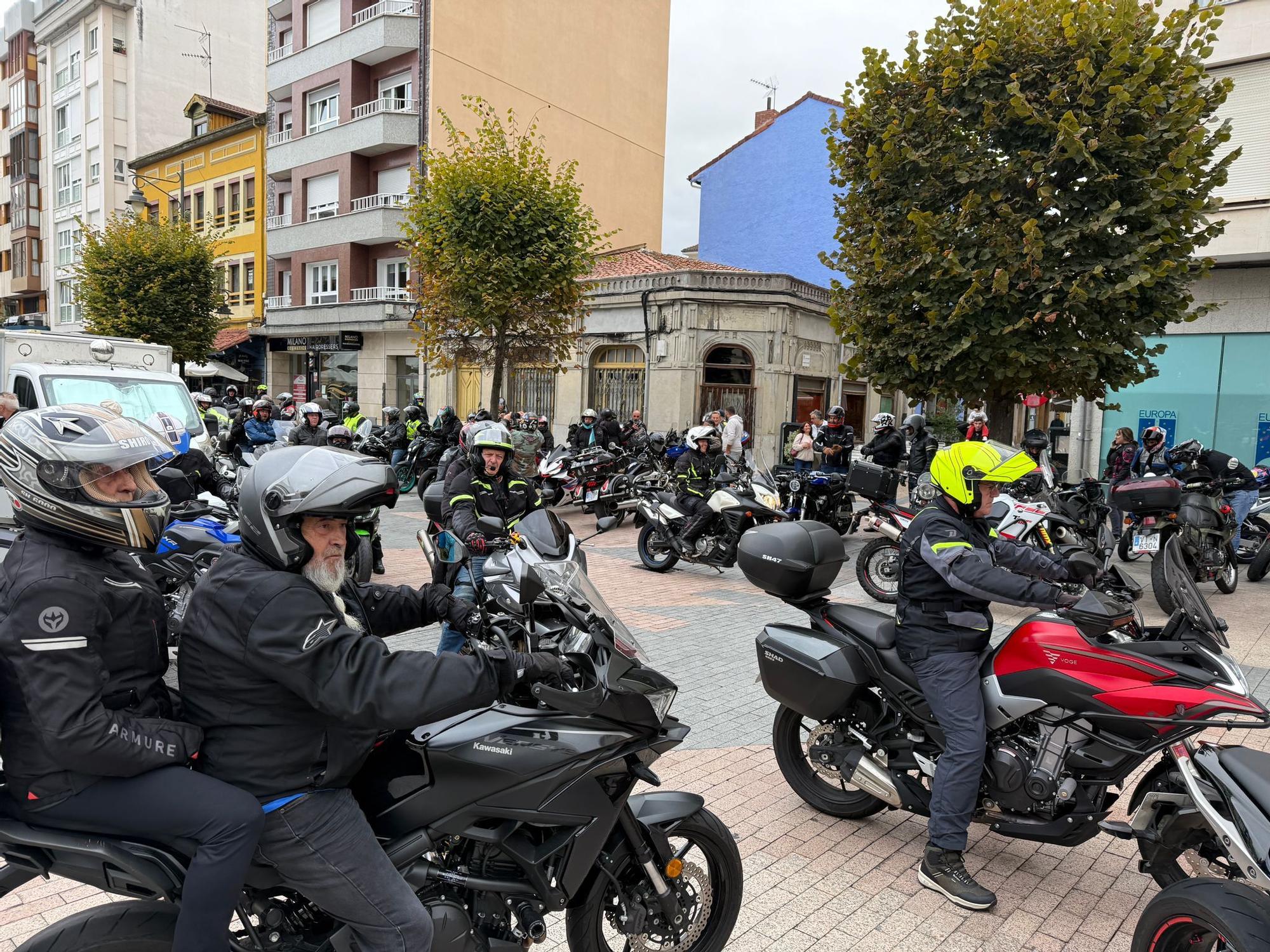 Así fue la primera salida del Motoencuentro Solidario en Siero