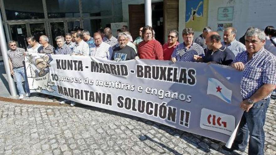 Un momento de la protesta de la flota cefalopodera expulsada de Mauritania. / marta g. brea