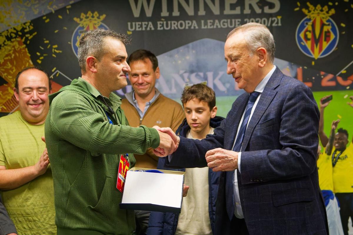 Galería | El Villarreal realiza el tradicional brindis por la permanencia