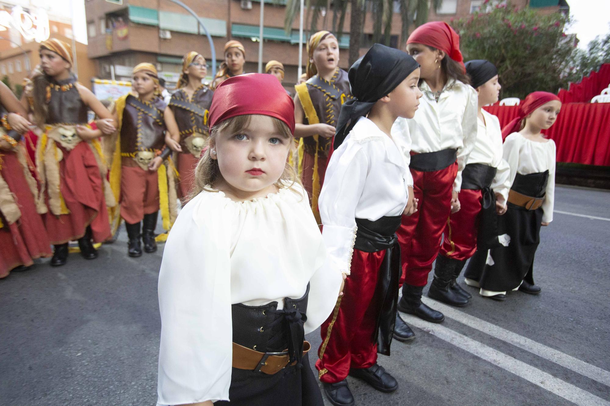 Las fiestas de Moros y Cristianos de Altozano, en Alicante, viven sus fechas principales desde esta noche con el desfile infantil y la embajada