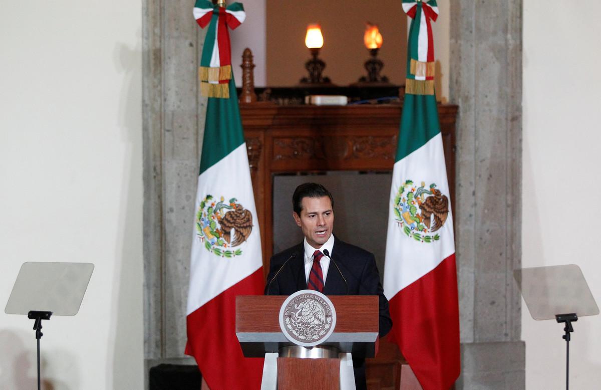 El president de Mèxic, Enrique Peña Nieto, durant el seu discurs davant el cos diplomàtic.