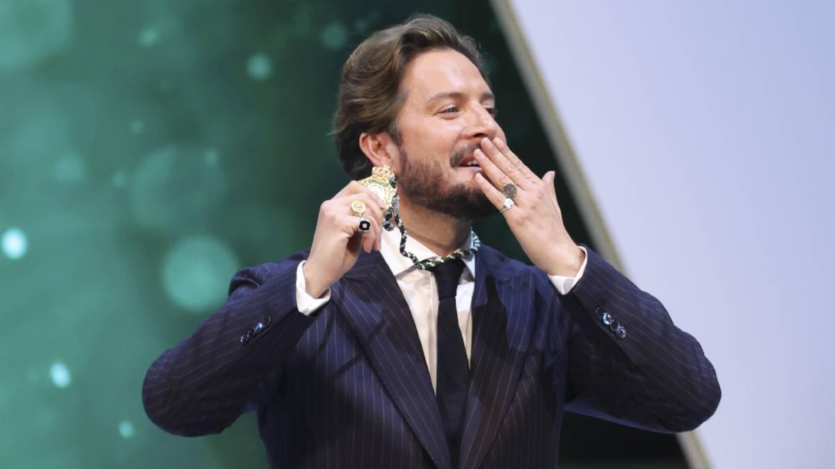 La infancia de Manuel Carrasco estuvo marcada por la falta de recursos.