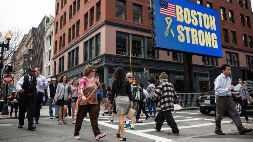 Boston rinde homenaje a las víctimas del atentado del maratón