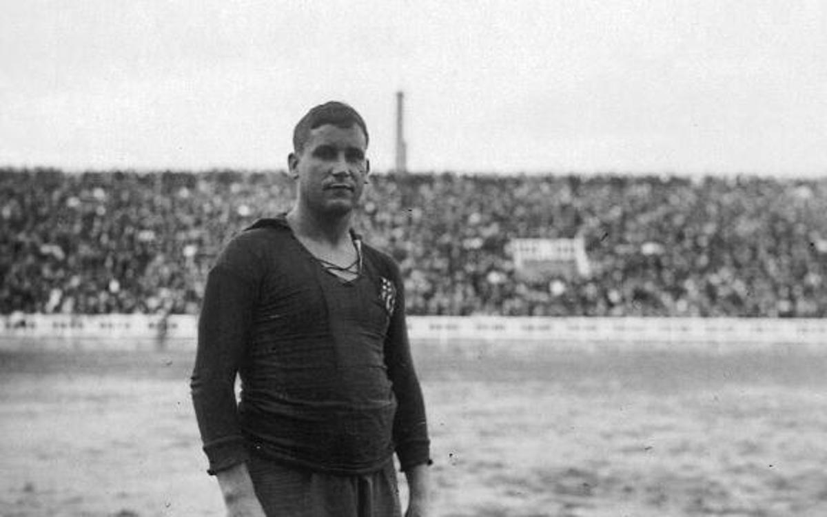 Agustí Sancho intercaló dos etapas en Barça y Sants para terminar su carrera en Sabadell. 1916-1922 fue la primera etapa como azulgrana y de 1923 a 1928, la segunda.