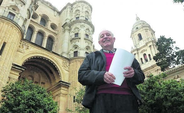 El profesor Rafael Esteve Secall en marzo de 2018, cuando habló en La Opinión sobre el desconocido proceso que llevó a nombrar a la santa de Ávila patrona de Málaga. En 2018 se cumplían 400 años de este poco conocido nombramiento.