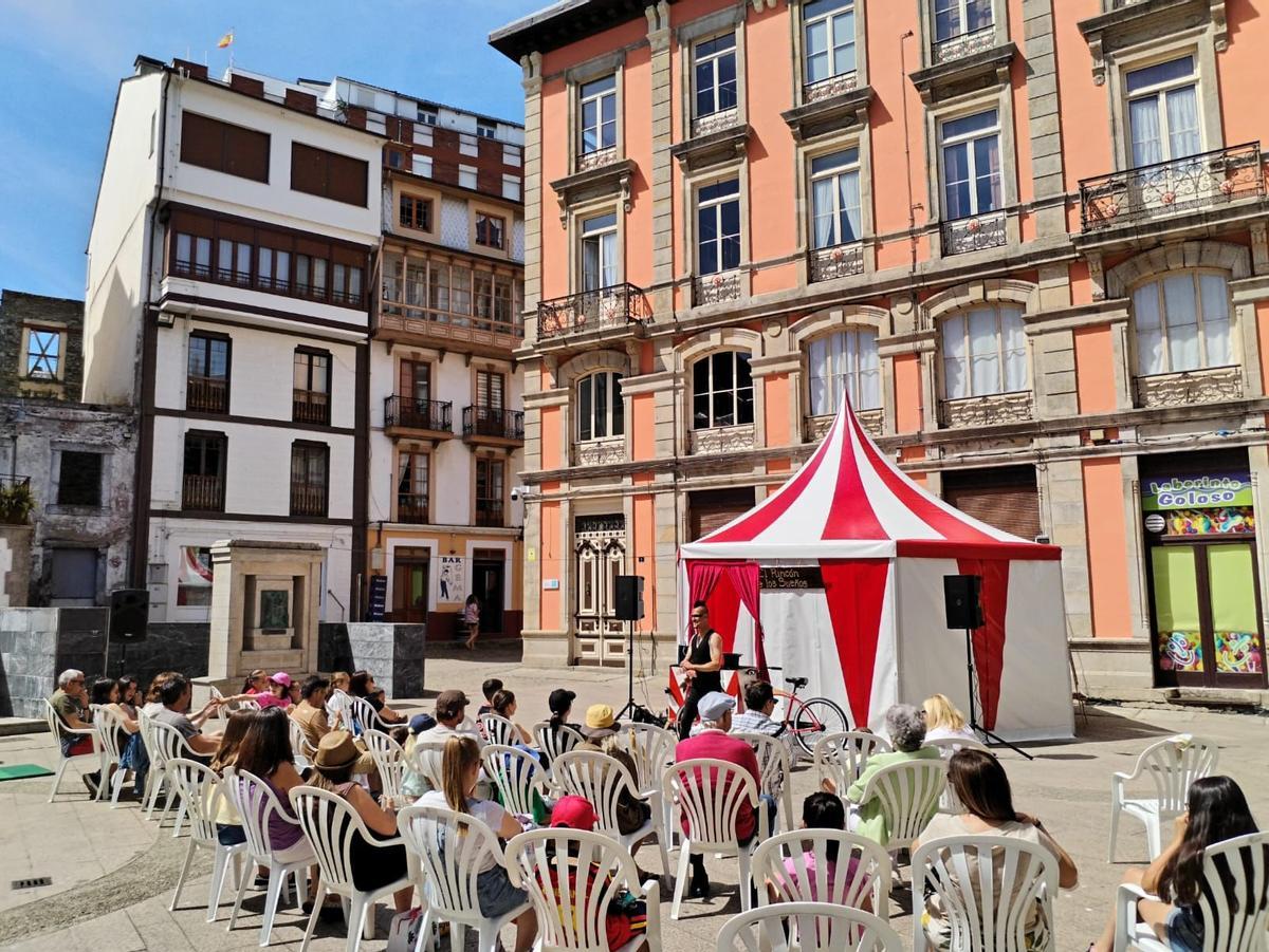 En imágenes: Así fue el festival "Luarca Mágica" En imágenes: Así fue el festival "Luarca Mágica"