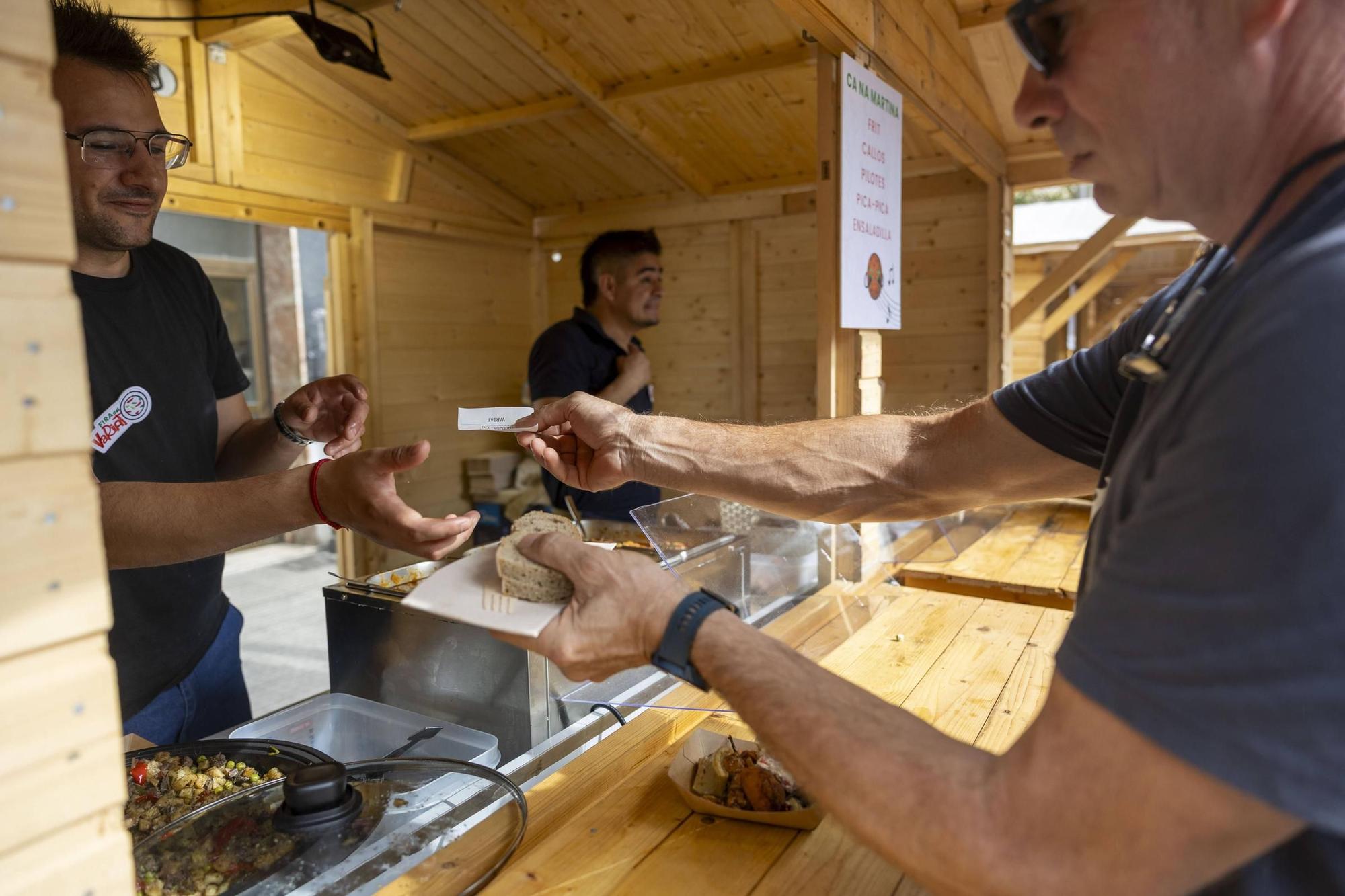 FOTOS | El éxito en la primera Fira del Variat en Palma desborda las previsiones de los restaurantes