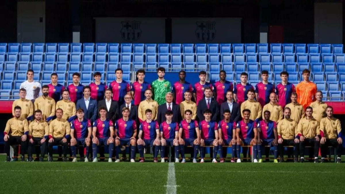 Laporta anima al Bar?a Atl豕tic antes de la 'final' frente al Andorra de Piqu谷