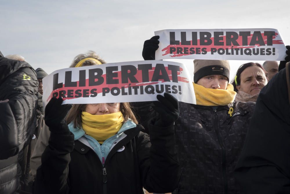 Acte a l'esplanada de Lledoners convocat per Assem