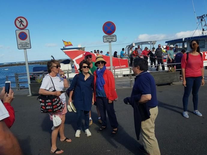 Soraya Sáenz de Santamaría, de puente en La Graciosa