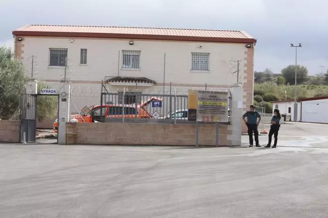 Un herido tras una explosión y un incendio en una caseta de una pirotecnia de Bèlgida