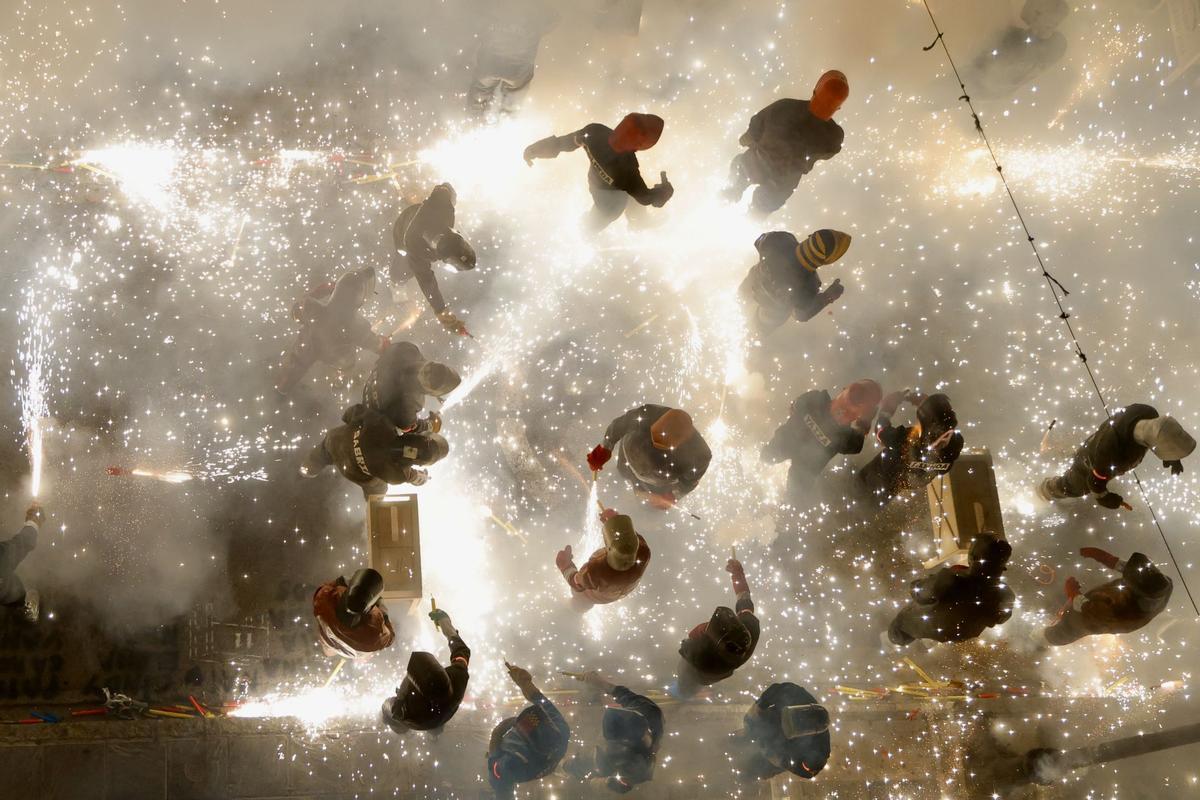 La Cordà de Paterna en fotos: Así ha sido el espectáculo pirotécnico