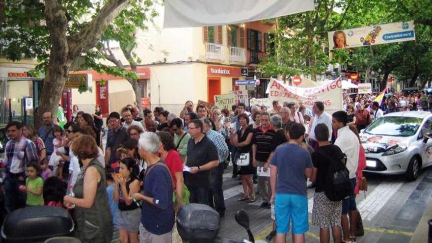 Dénia se rebela contra los recortes en educación