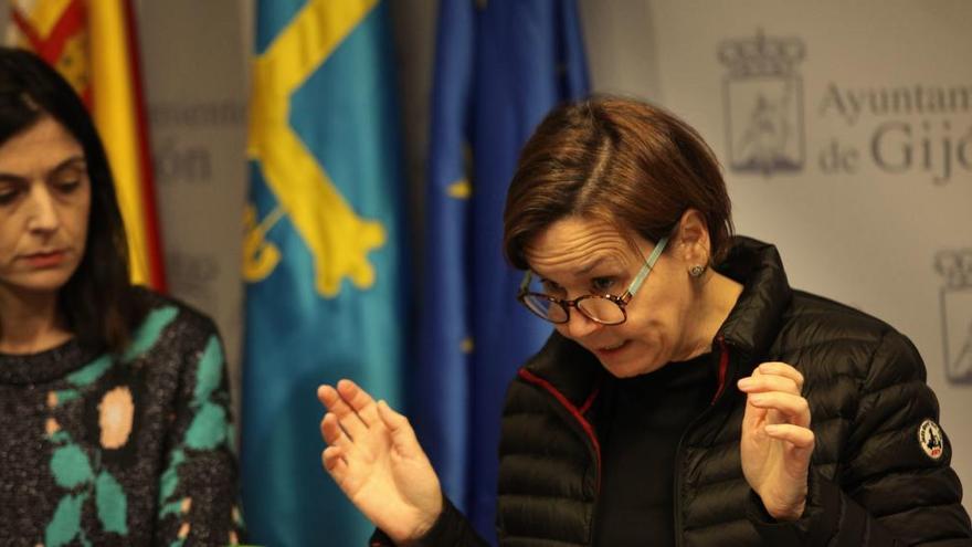 Carmen Moriyón, esta mañana en la sala de prensa del Ayuntamiento de Gijón.