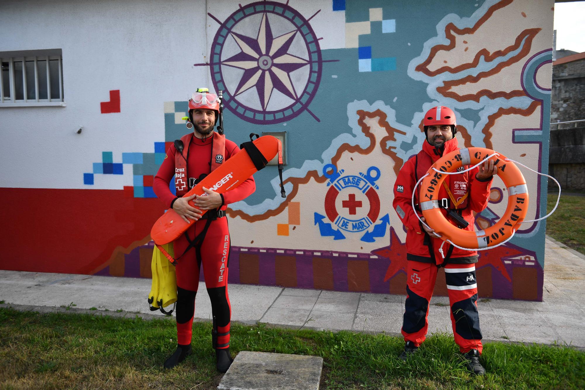 Un mural para el servicio de Salvamento Marítimo de Cruz Roja en A Coruña