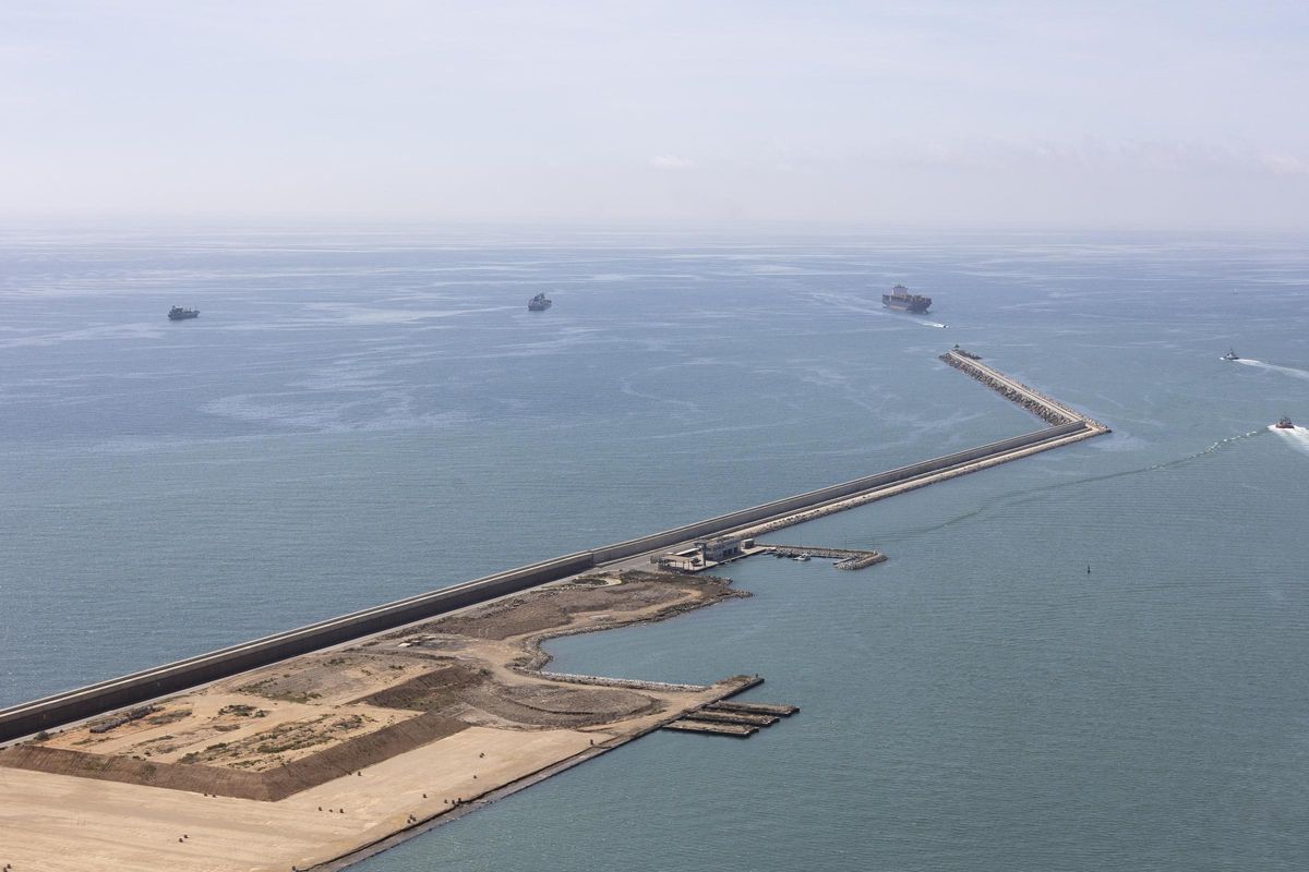 La futura terminal ro-ro pax que complteraá el Moll Adossat.