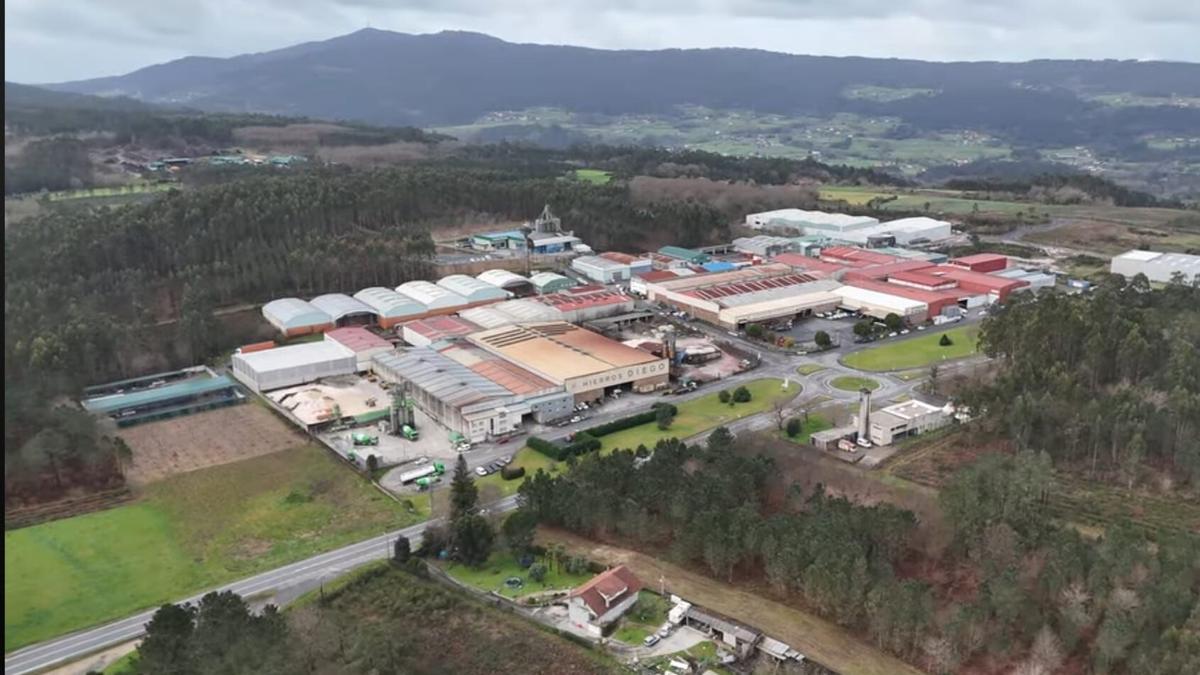 Vista aérea del polígono industrial de Toedo, en A Estrada.