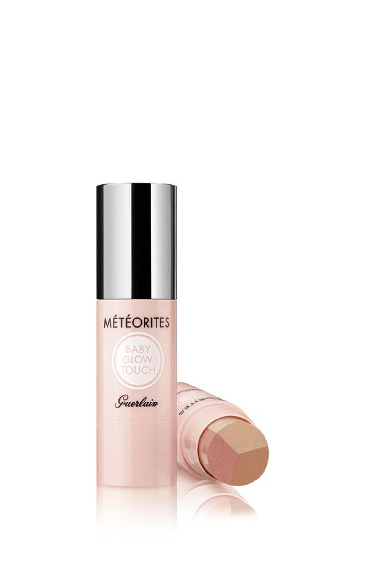 Visto en pasarela, 'minimalismo glow': iluminador Baby Glow Touch Golden Météorites, de Guerlain