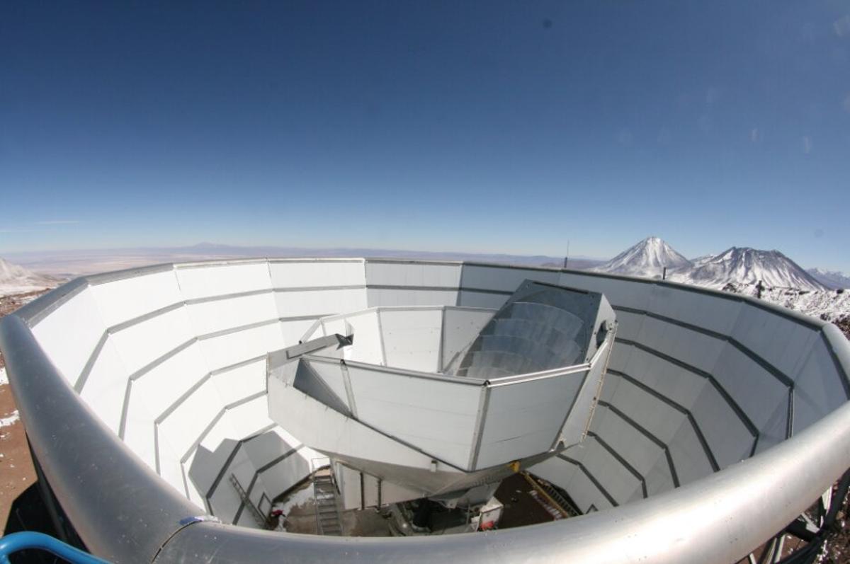 Telescopio de Cosmología de Atacama (ACT), situado en los Andes chilenos.