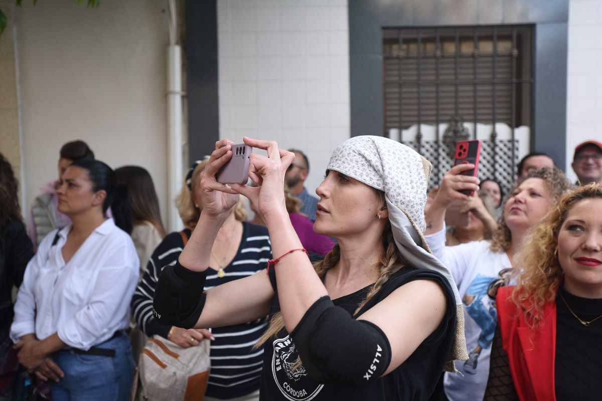 La hermandad del Amor, en imágenes