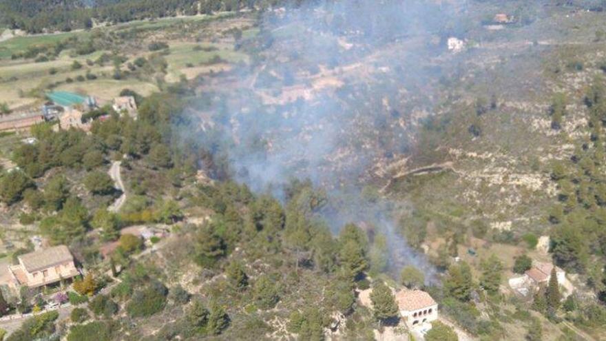 Extingit l&#039;incendi que ha cremat mitja hectàrea de bosc a Marganell