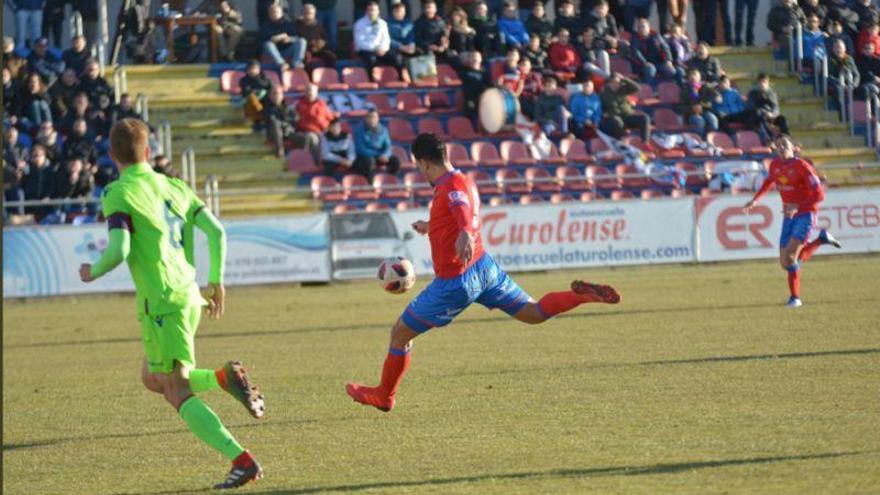 El Teruel gana al Alcoyano (4-1)