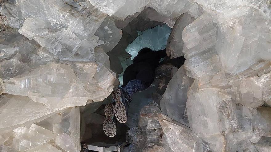 La mayor cueva del mundo forrada de cristales está a solo 185 kilómetros de Alicante