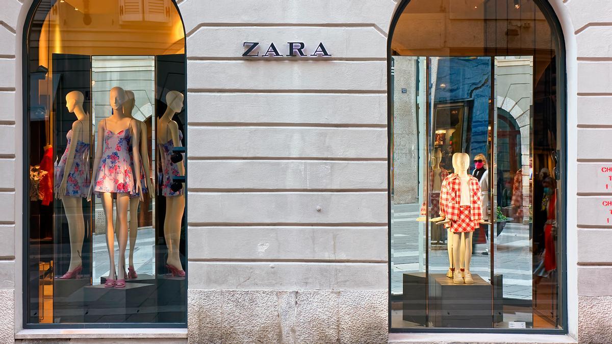 La falda de Zara que se convierte en la prenda de moda de este otoño: cómoda pero sensual