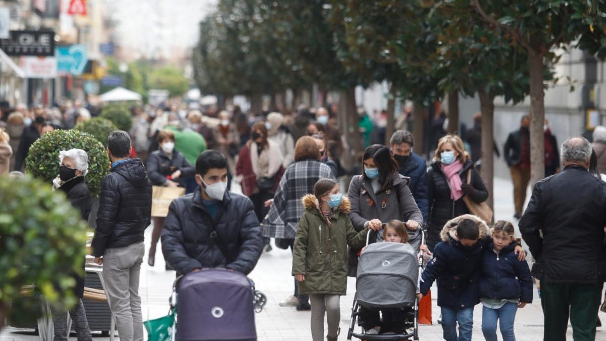 El comercio confía en remontar algo la caída de ventas del 80% producida con la restricción horaria