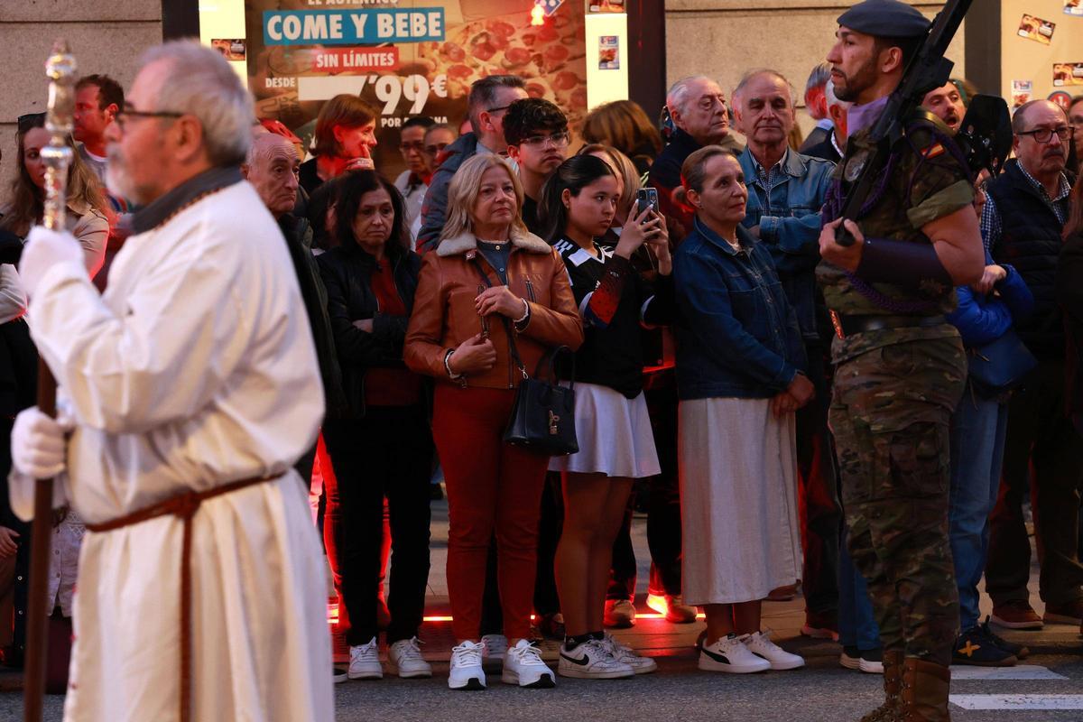 Procesiones en Vigo: paso del Jueves Santo en la parroquia del Sagrado Corazón de Xesús