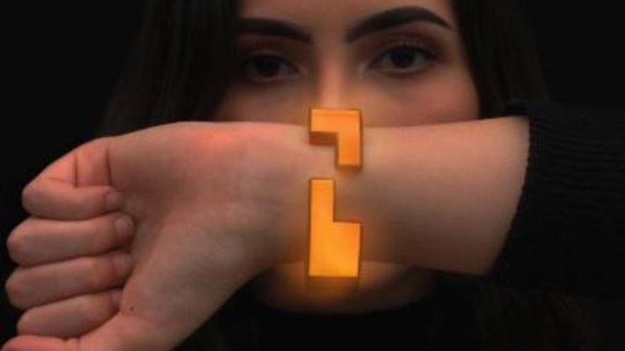La pulsera que ayuda a las mujeres a escapar del acoso sexual en las discotecas