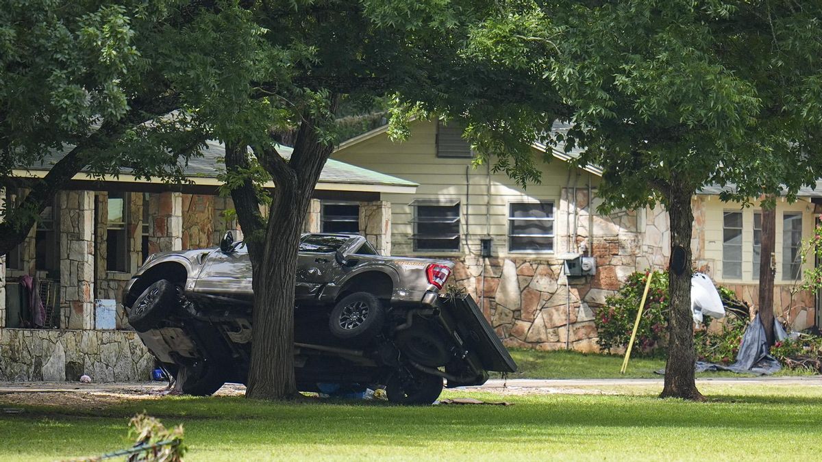 Al menos 29 muertos, 9 de ellos menores, y más de 20 niñas de un campamento desaparecidas por graves inundaciones en Texas