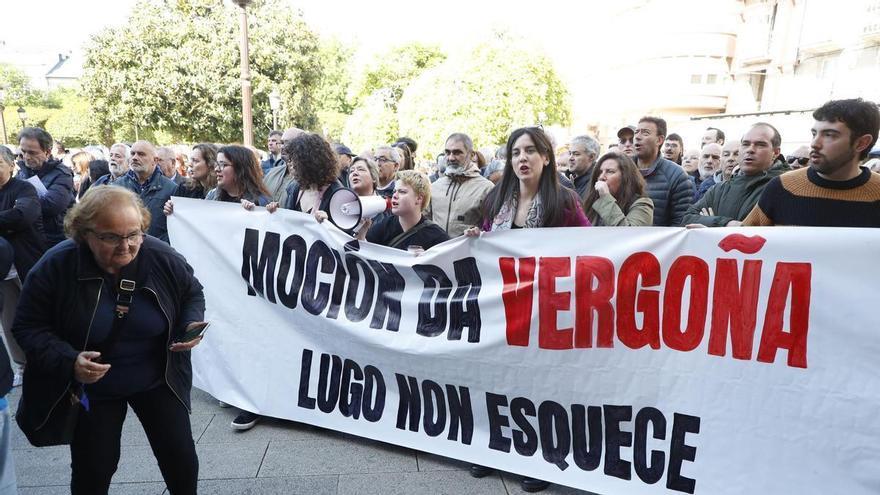 Protestas en la ciudad de Lugo ante la moción de censura que llevará a Elena Candia a la alcaldía