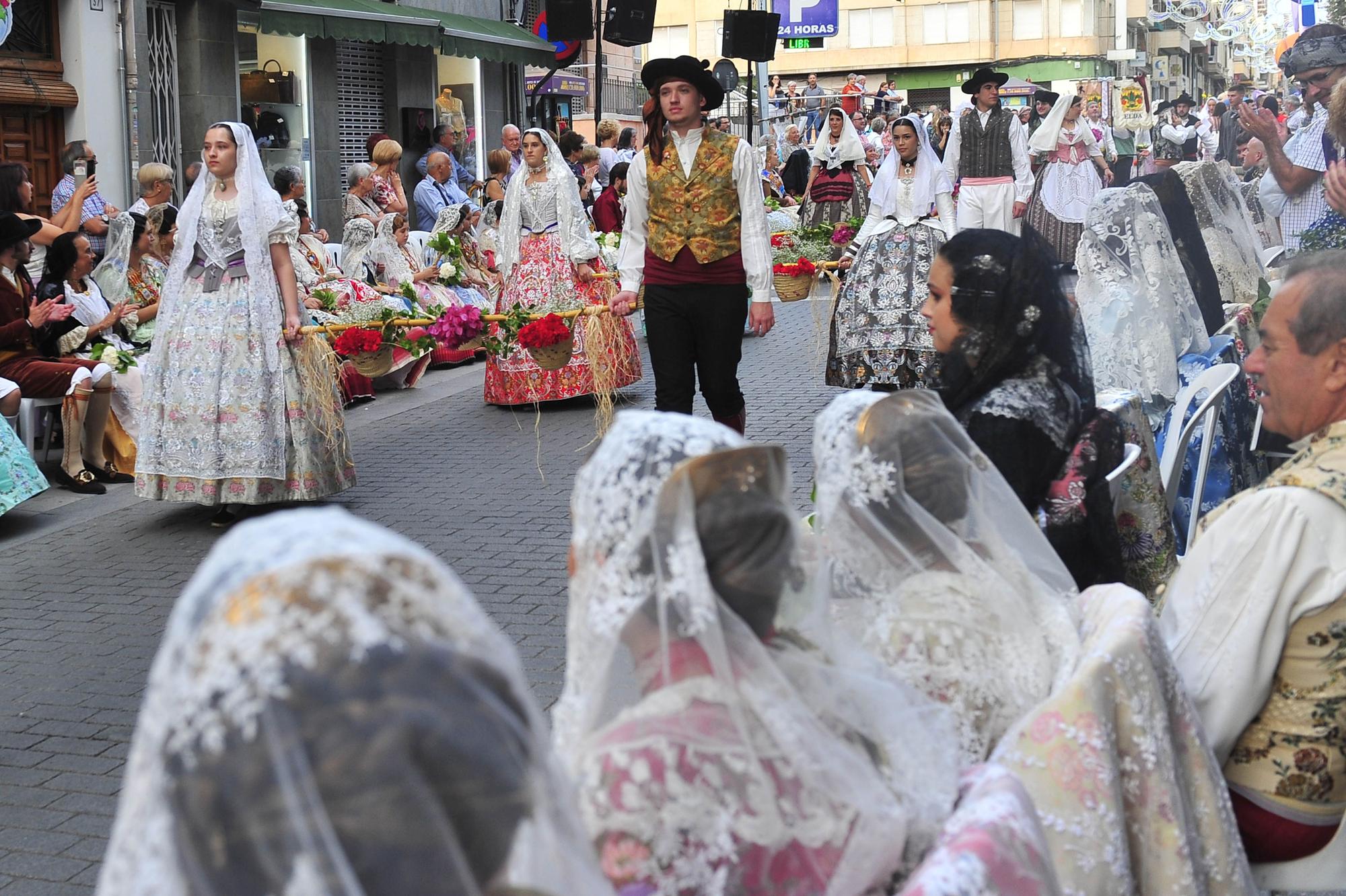 Ofrenda de Flores a los Santos Patronos de Elda