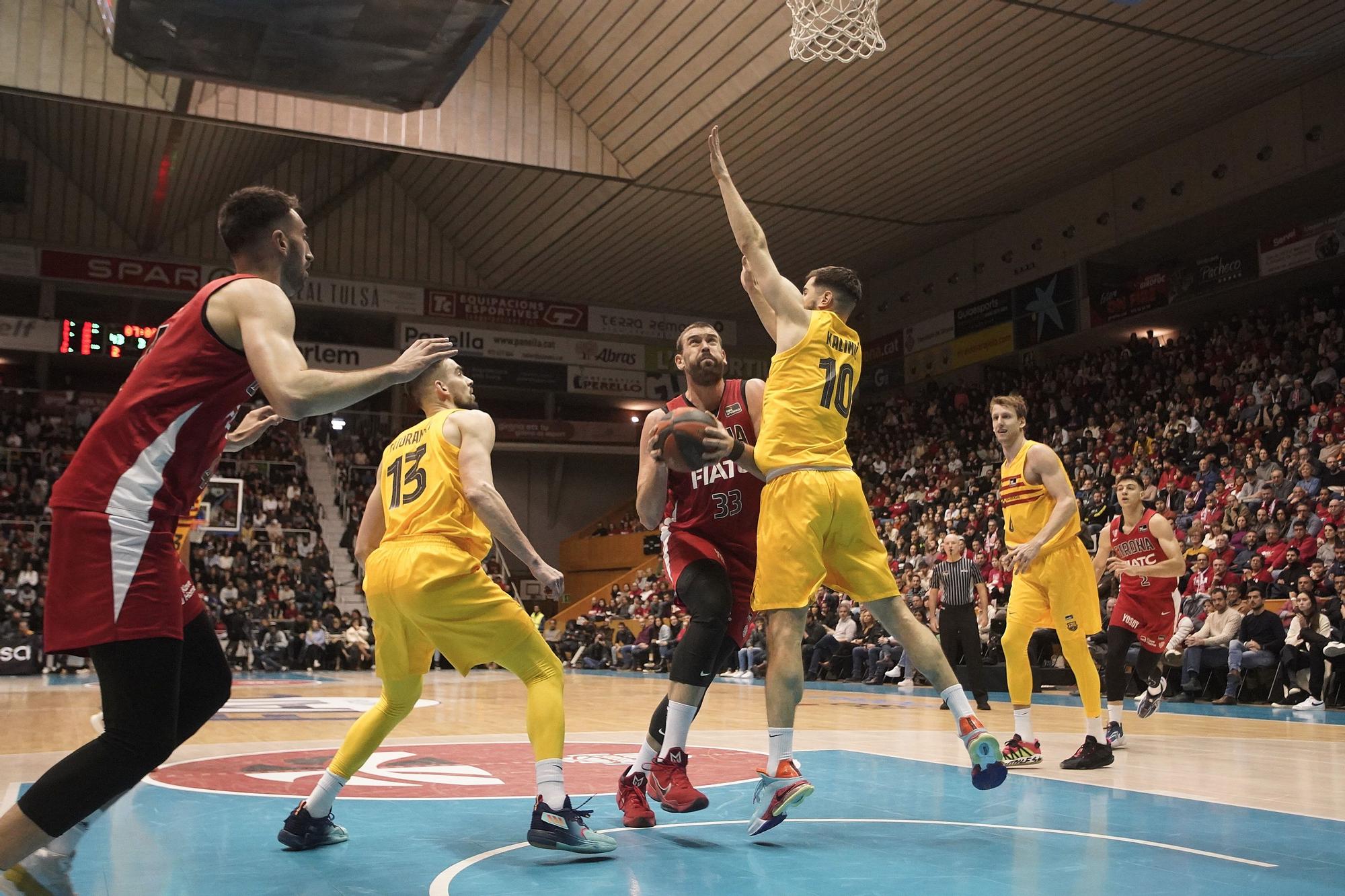 Les millors imatges del Bàsquet Girona - Barça