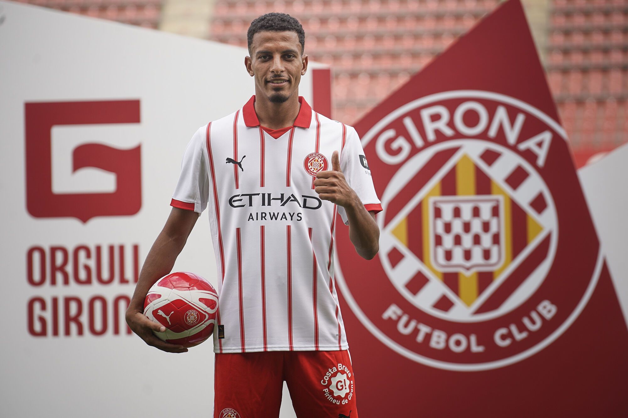 Girona Montilivi Presentació Ounahi, nou jugador del Girona FC