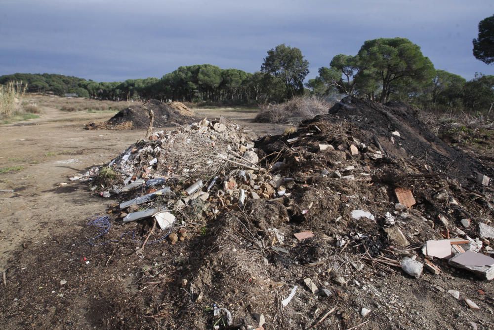 Palamós requereix la restauració d'una bassa al Càmping King's