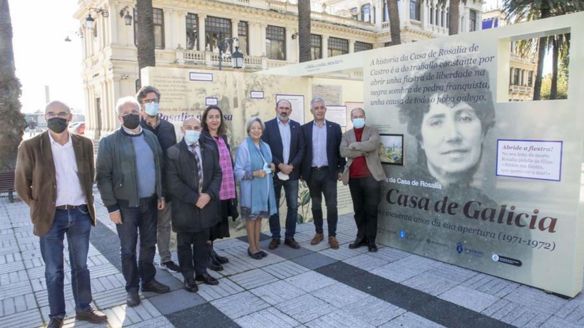 Inauguración de la exposición de Rosalía de Castro. |  // L. O.