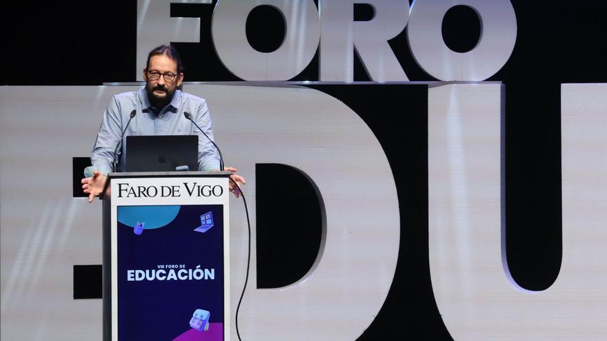 Soler: “Las pantallas han hecho caer en picado la salud mental de los niños”