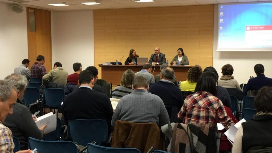 Seminario sobre el sector lácteo promovido por la Consejería de Agricultura y Ganadería