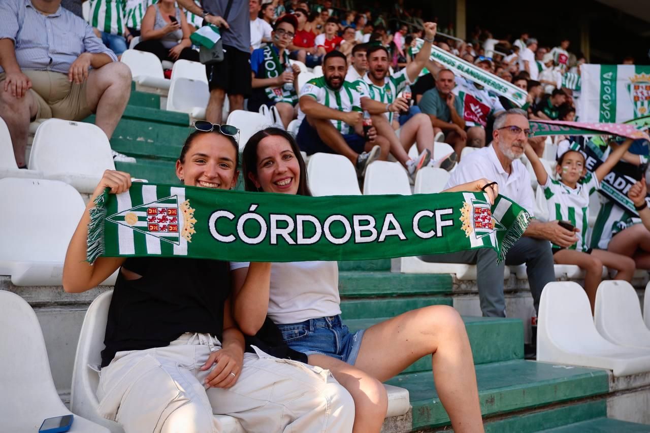 Córdoba CF-Barcelona Atlétic | La afición cordobesista, en imágenes