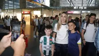Córdoba se vuelca con La Roja: así fue la espectacular llegada de la selección antes de medirse a Ucrania