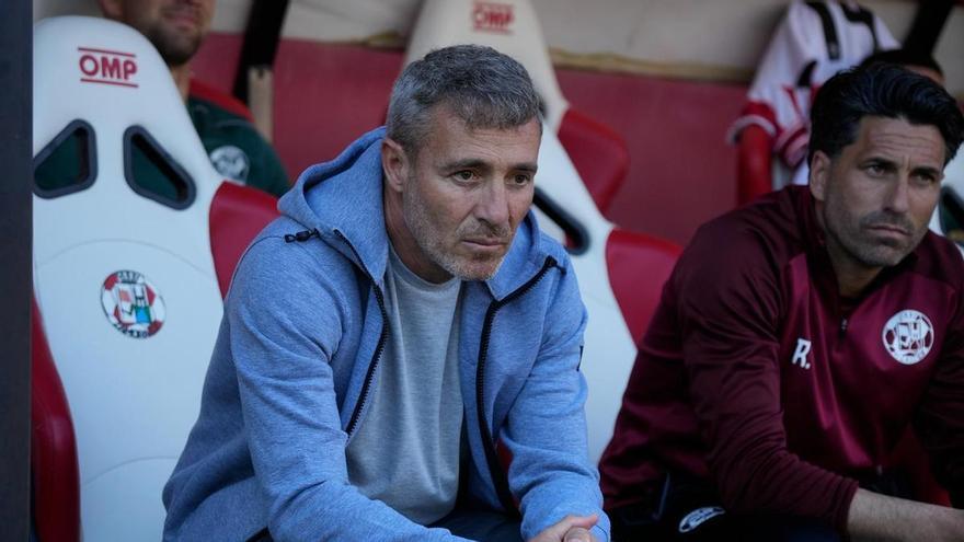 Óscar Cano, entrenador del Zamora CF, tras la derrota ante Unionistas: "Era injusto ir ganando en el minuto 80'"
