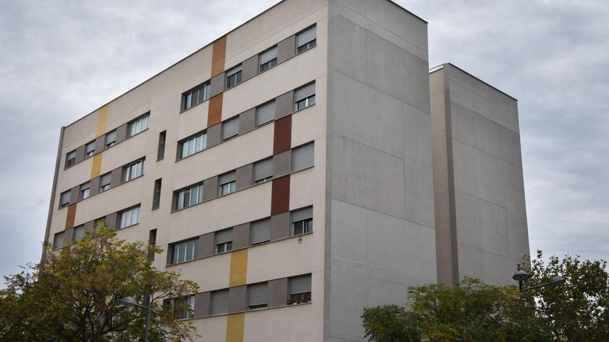 La Generalitat ajorna el pagament del deute del lloguer a 575 famílies residents en habitatges públics