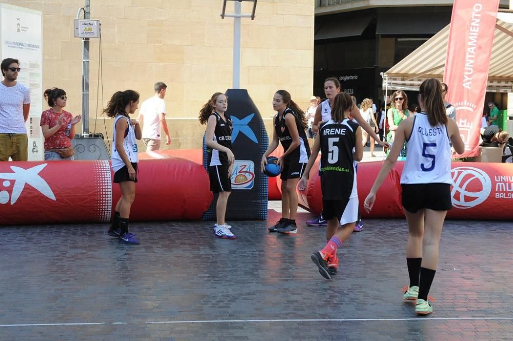 Baloncesto 3x3 en la Plaza Belluga