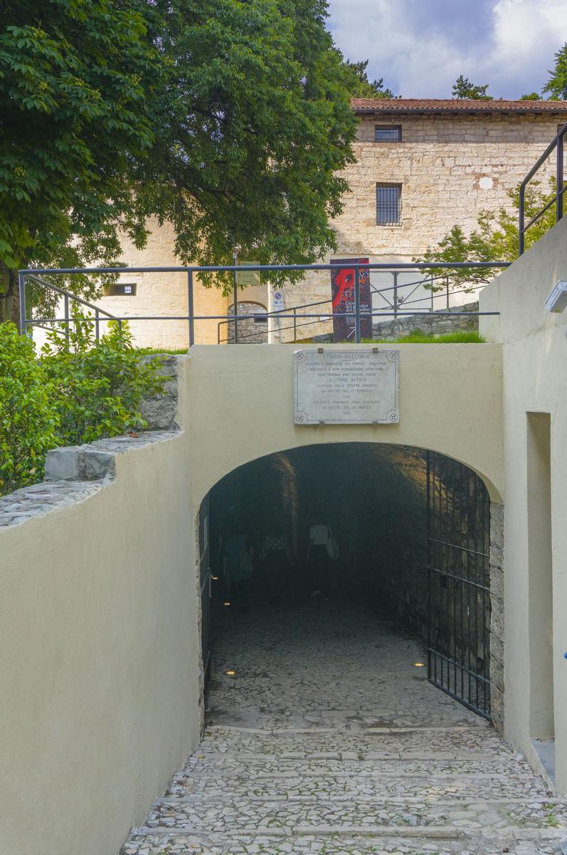 Brescia capital italiana de la cultura 2023 Strada Soccorso en el castillo