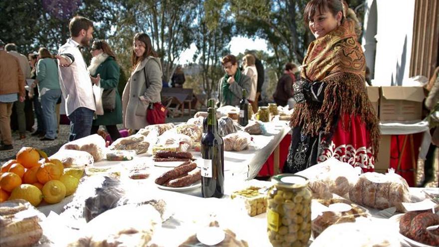 Gran afluencia a los Santos Mártires, que pretende ampliarse a toda la jornada