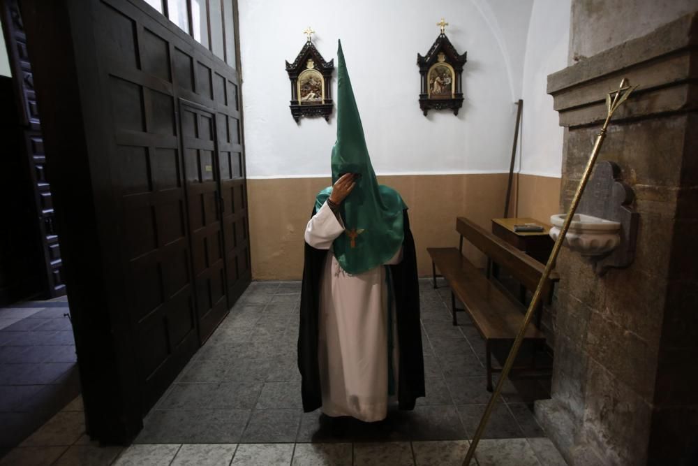 Procesión del Jesús Cautivo en la Semana Santa de Avilés