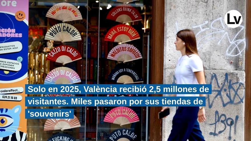 De la flamenca a los útiles de cocina: el ‘souvenir’ se reinventa al calor del ‘boom’ turístico en València